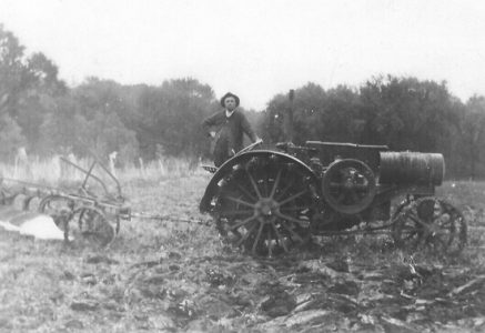 2019 Heartland Acres John Cannon Memorial Tractor Ride Image